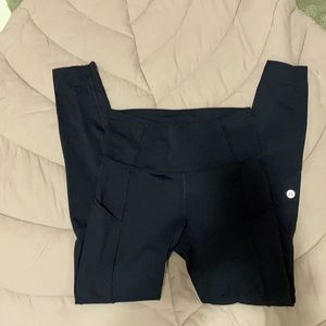 Lululemon Fast and Free Black size 4 pockets